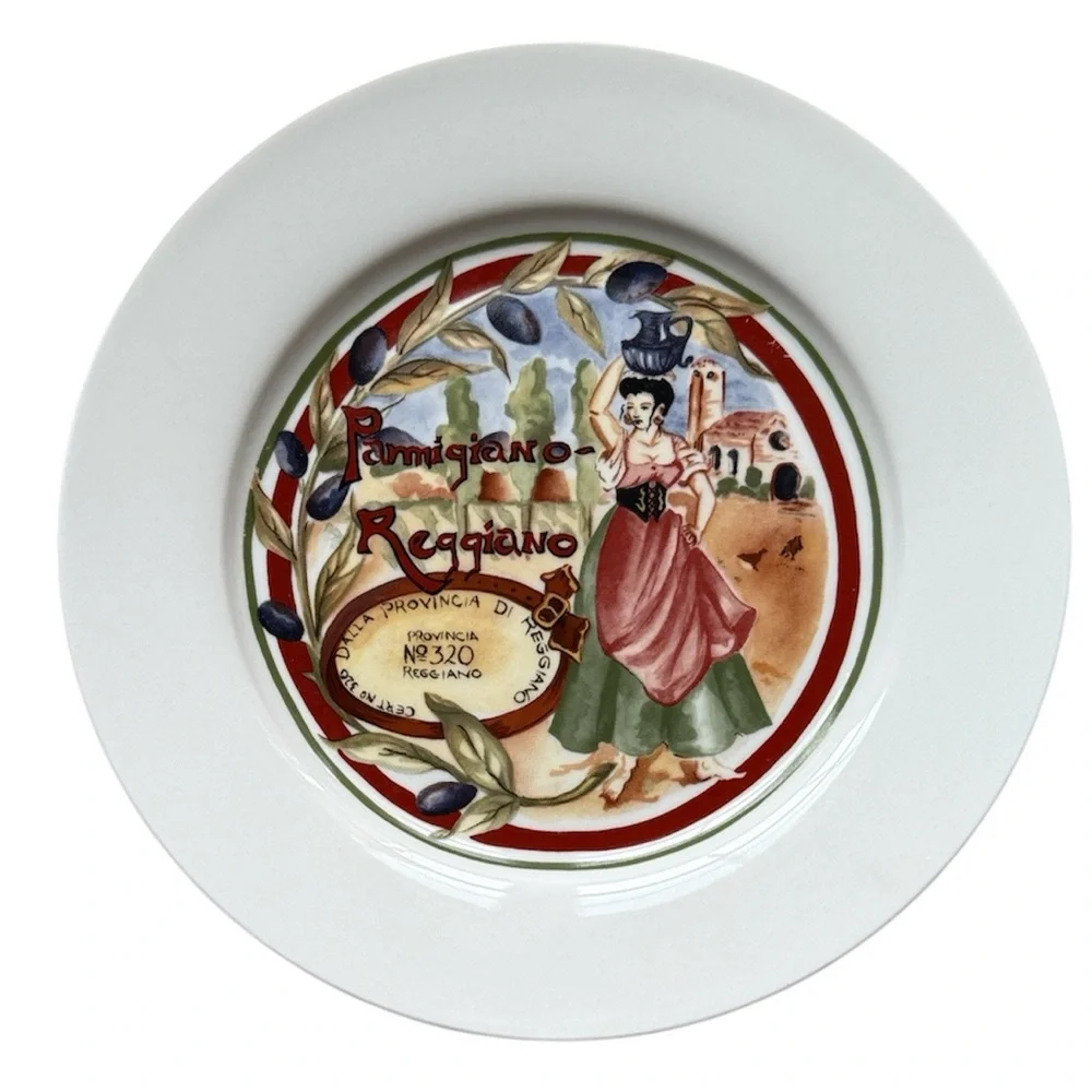 Restoration Hardware Vintage 2000 Classic Cheese Plates 7.5